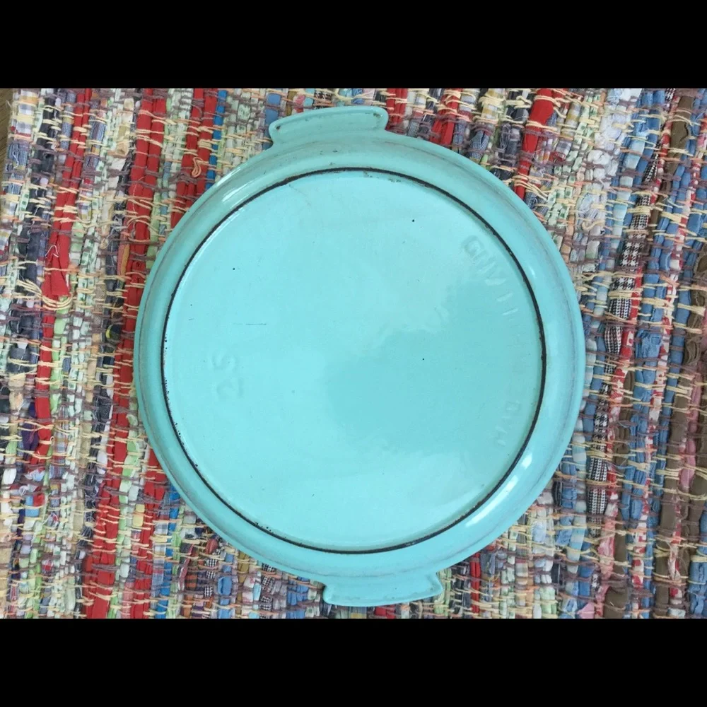 ⚜️  Vintage DUTCH ENAMEL AQUA  Saute Pan w/Handle Cookware Aqua 2.5 SWEET